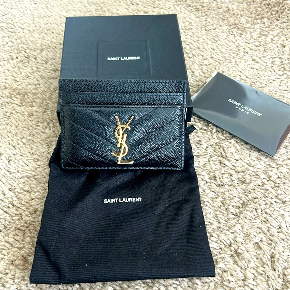 Cassandre Matelassé Leather Card Case